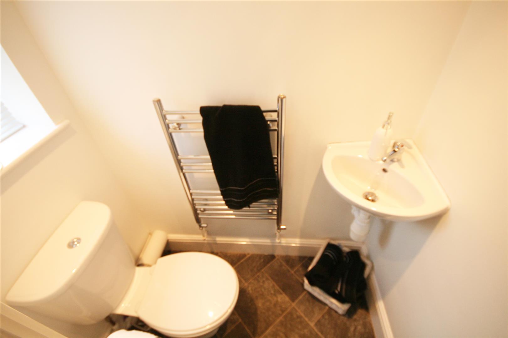 2 bedroom terraced house SSTC in Barnoldswick - IMG_5101.JPG